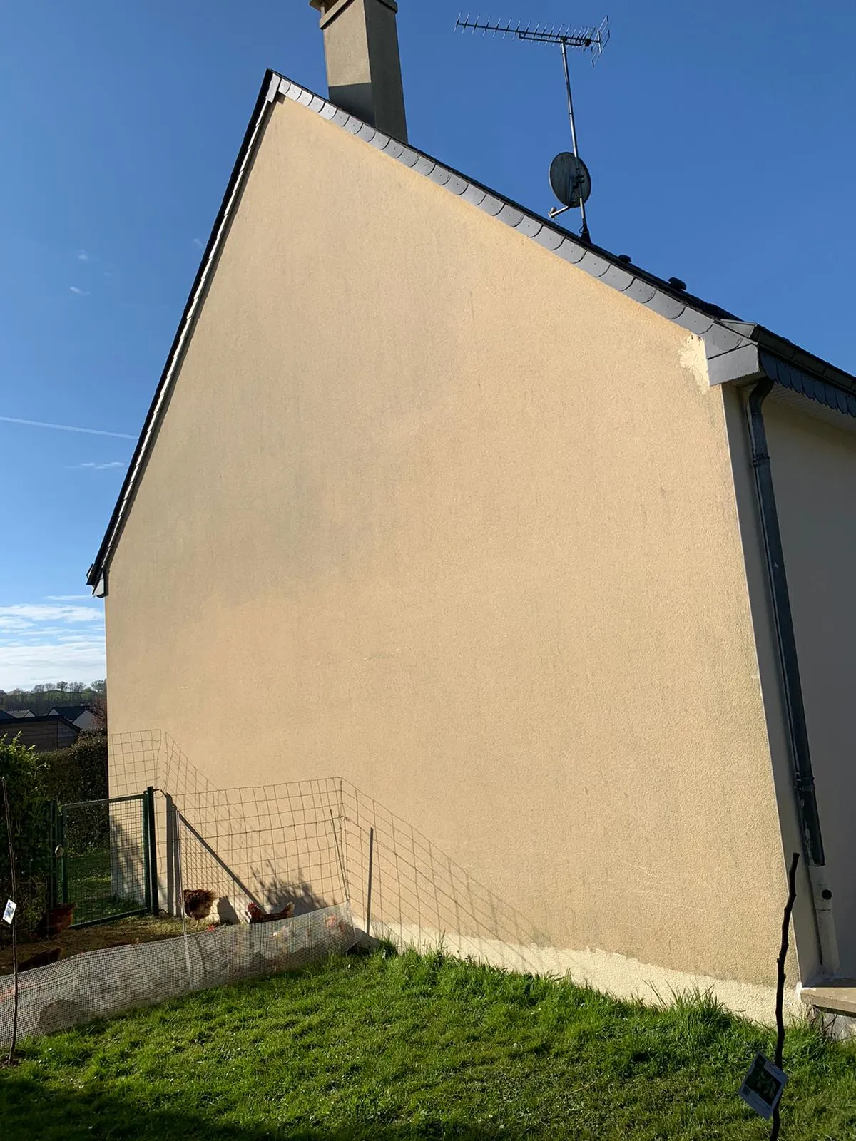 Avant — Pavillon contemporain