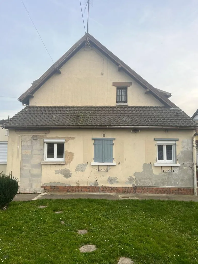 Avant — Maison à pignon